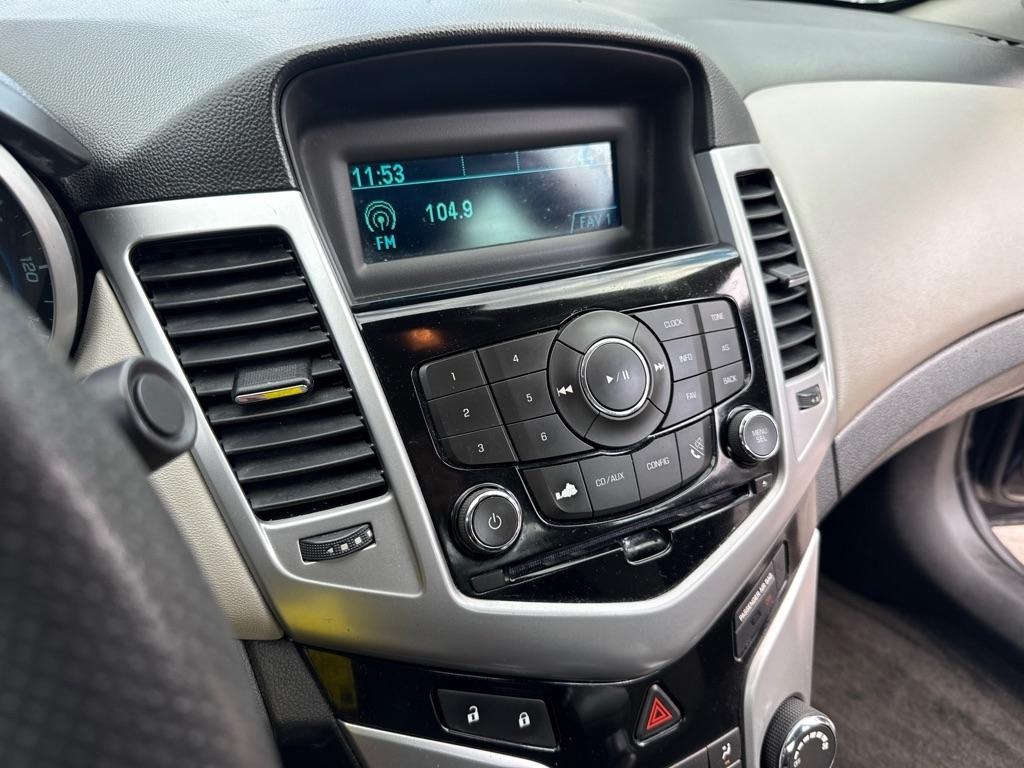 Chevrolet Cruze LS Auto 2014