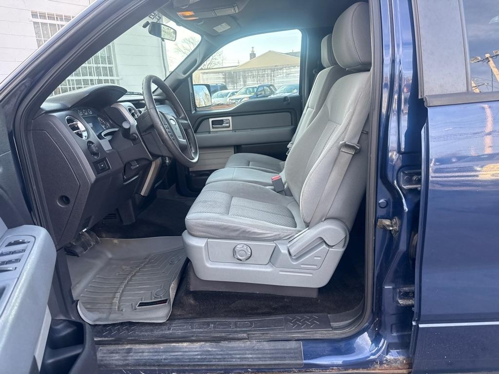 Ford F-150 XL SuperCrew 6.5-ft. Bed 4WD 2011
