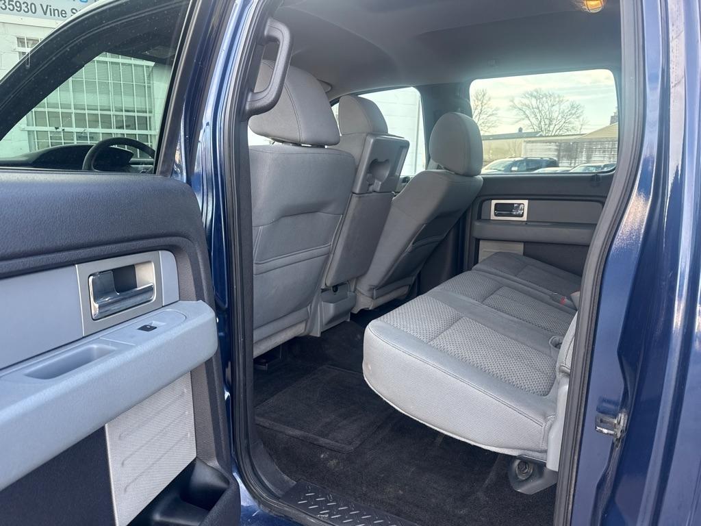 Ford F-150 XL SuperCrew 6.5-ft. Bed 4WD 2011