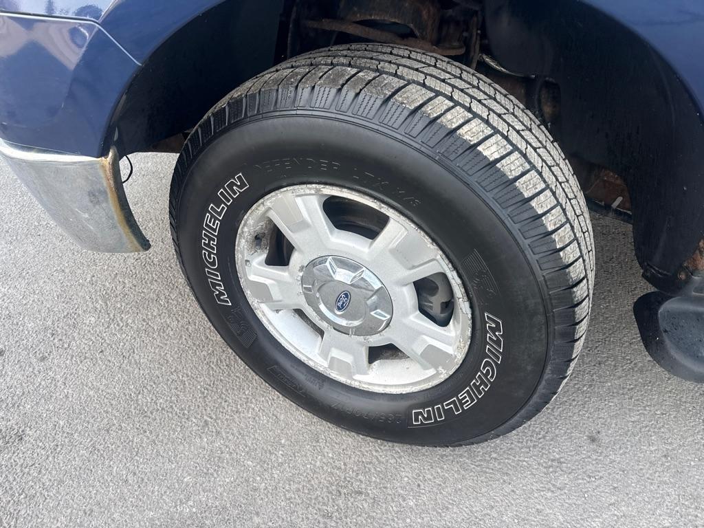 Ford F-150 XL SuperCrew 6.5-ft. Bed 4WD 2011