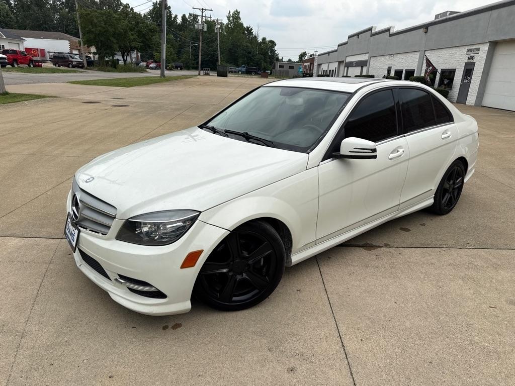 Mercedes-Benz C-Class C300 4MATIC Sport Sedan 2011