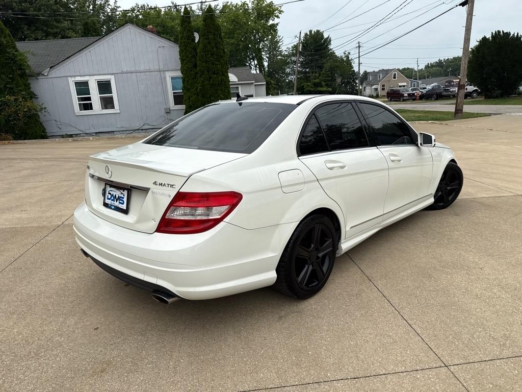 Mercedes-Benz C-Class C300 4MATIC Sport Sedan 2011