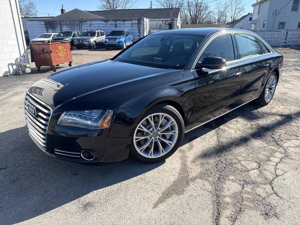 Audi A8 4.2L quattro 2011