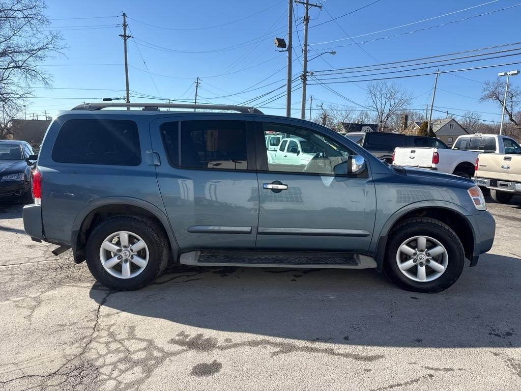Nissan Armada SV 4WD 2011