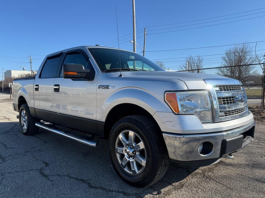 Ford F-150 XL SuperCrew 5.5-ft. Bed 4WD 2013