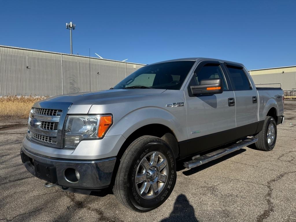 Ford F-150 XL SuperCrew 5.5-ft. Bed 4WD 2013