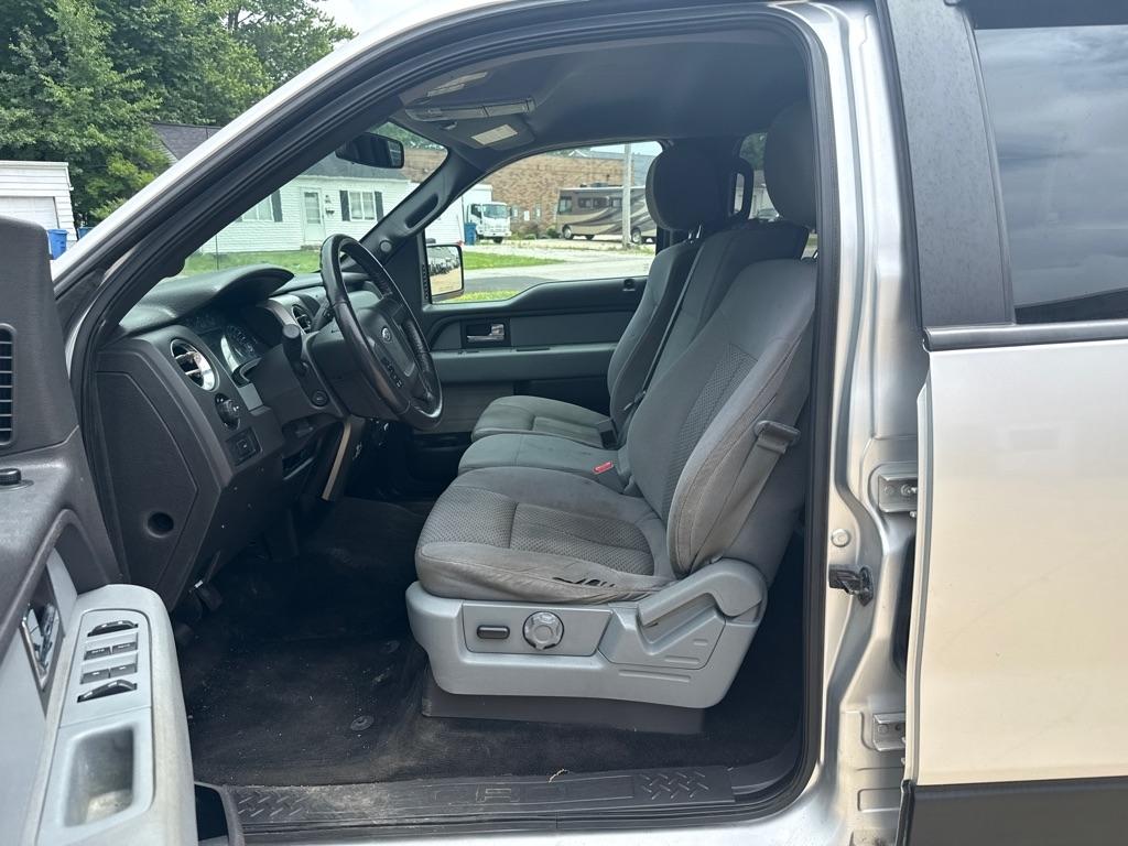 Ford F-150 XL SuperCrew 5.5-ft. Bed 4WD 2013