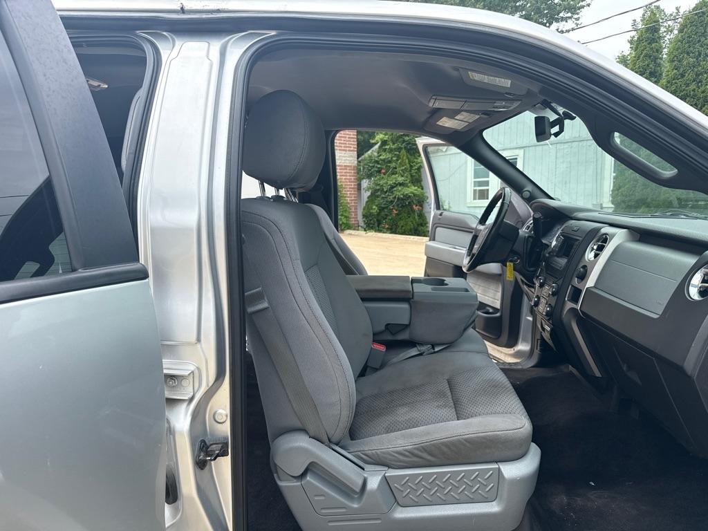 Ford F-150 XL SuperCrew 5.5-ft. Bed 4WD 2013