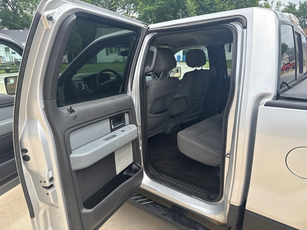 Ford F-150 XL SuperCrew 5.5-ft. Bed 4WD 2013