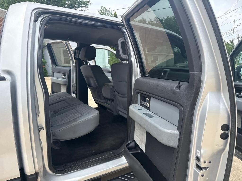 Ford F-150 XL SuperCrew 5.5-ft. Bed 4WD 2013