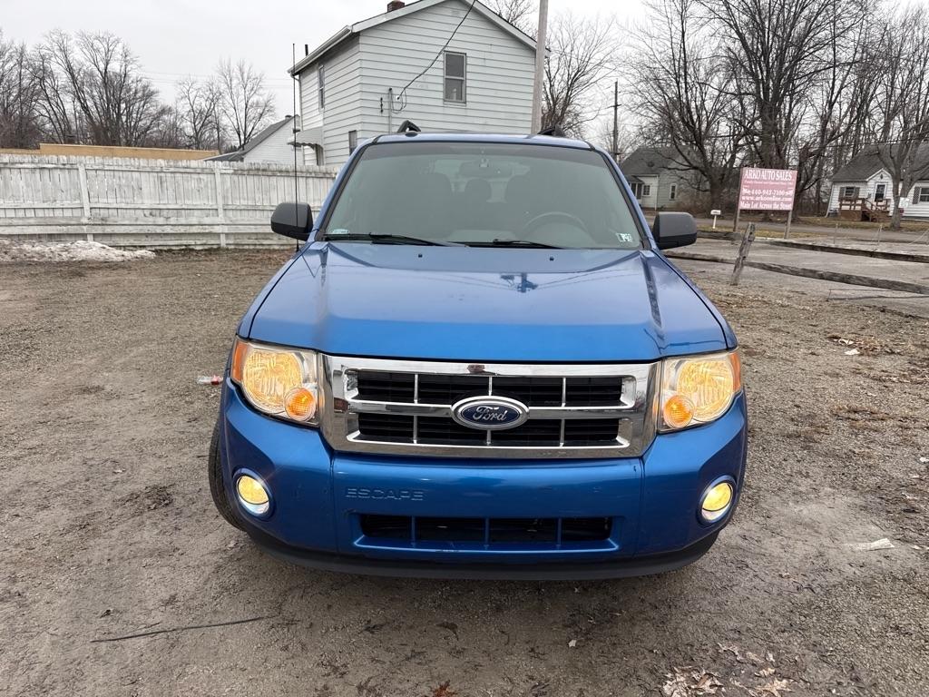 Ford Escape XLT 4WD 2012