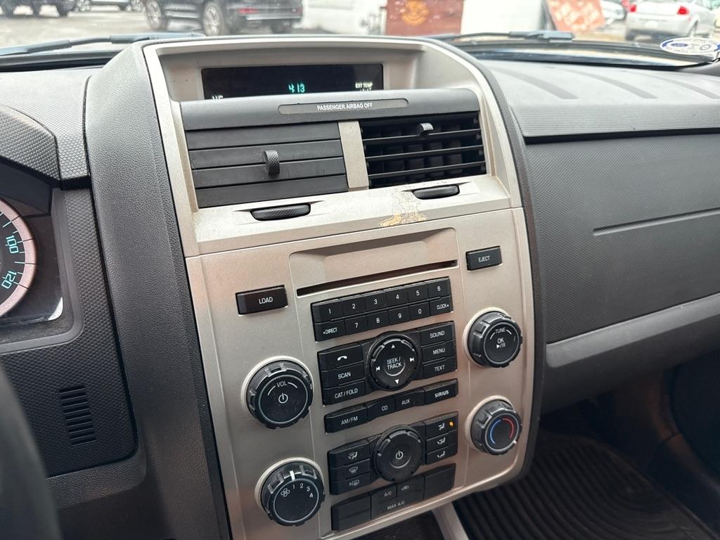 Ford Escape XLT 4WD 2012