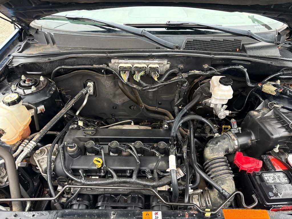 Ford Escape XLT 4WD 2012