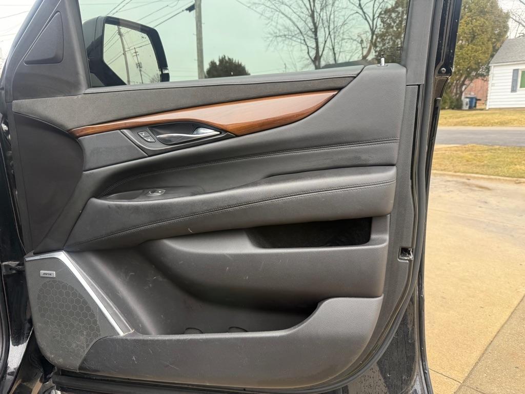 Cadillac Escalade Luxury 4WD 2020