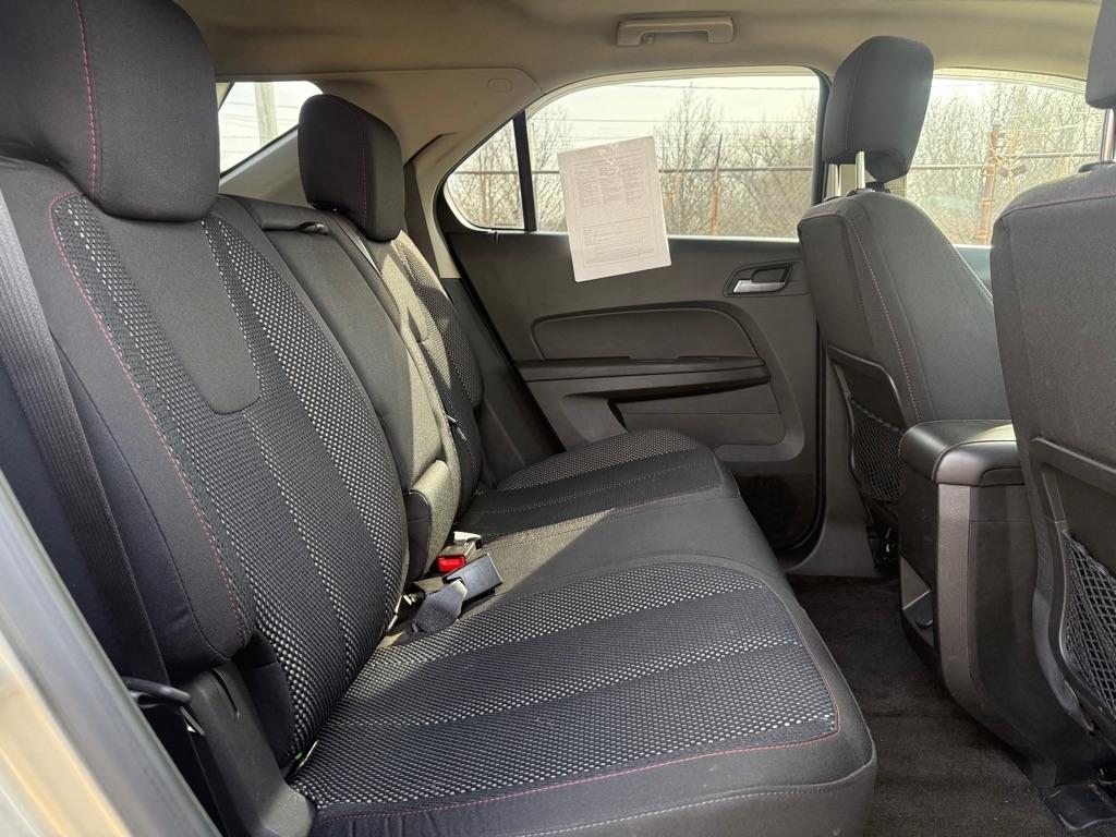 Chevrolet Equinox 1LT 2WD 2011