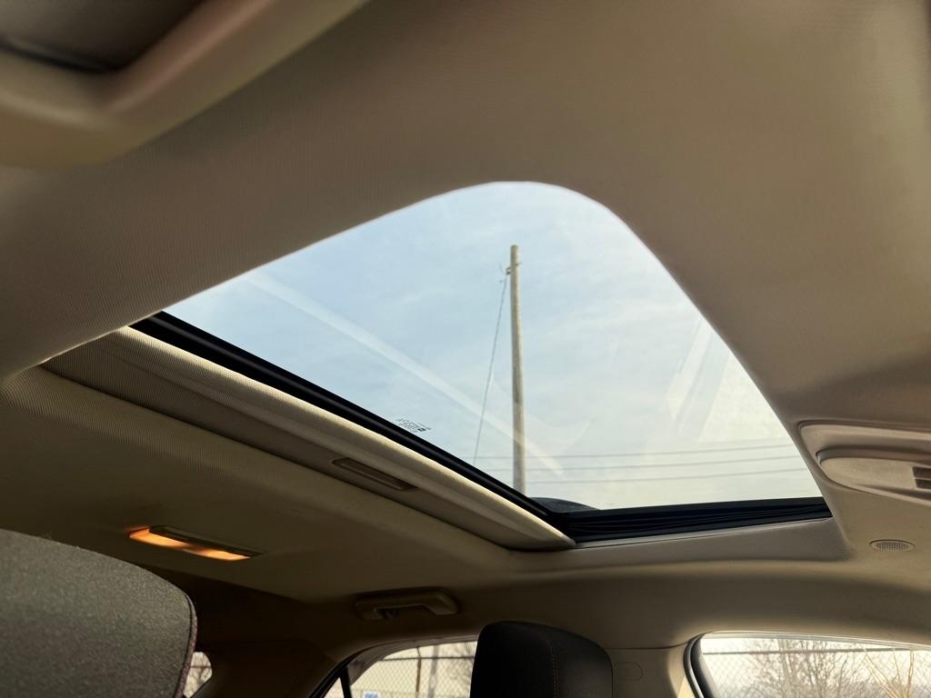 Chevrolet Equinox 1LT 2WD 2011