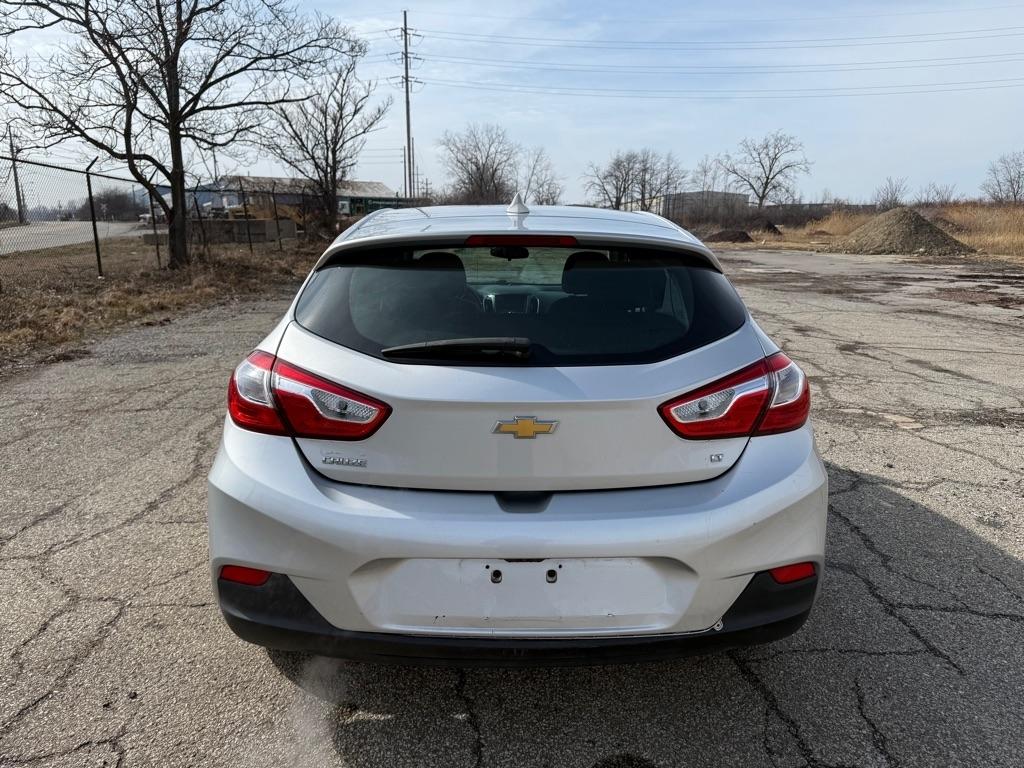 Chevrolet Cruze LT Hatchback 2019