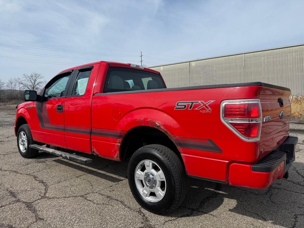 Ford F-150 XL SuperCab 8-ft. Bed 4WD 2014