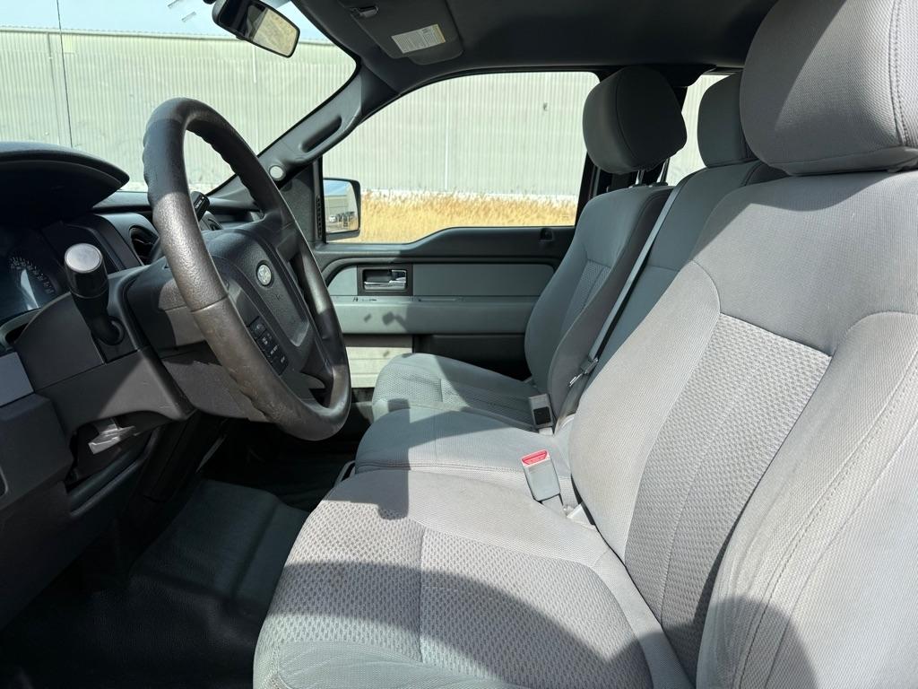 Ford F-150 XL SuperCab 8-ft. Bed 4WD 2014