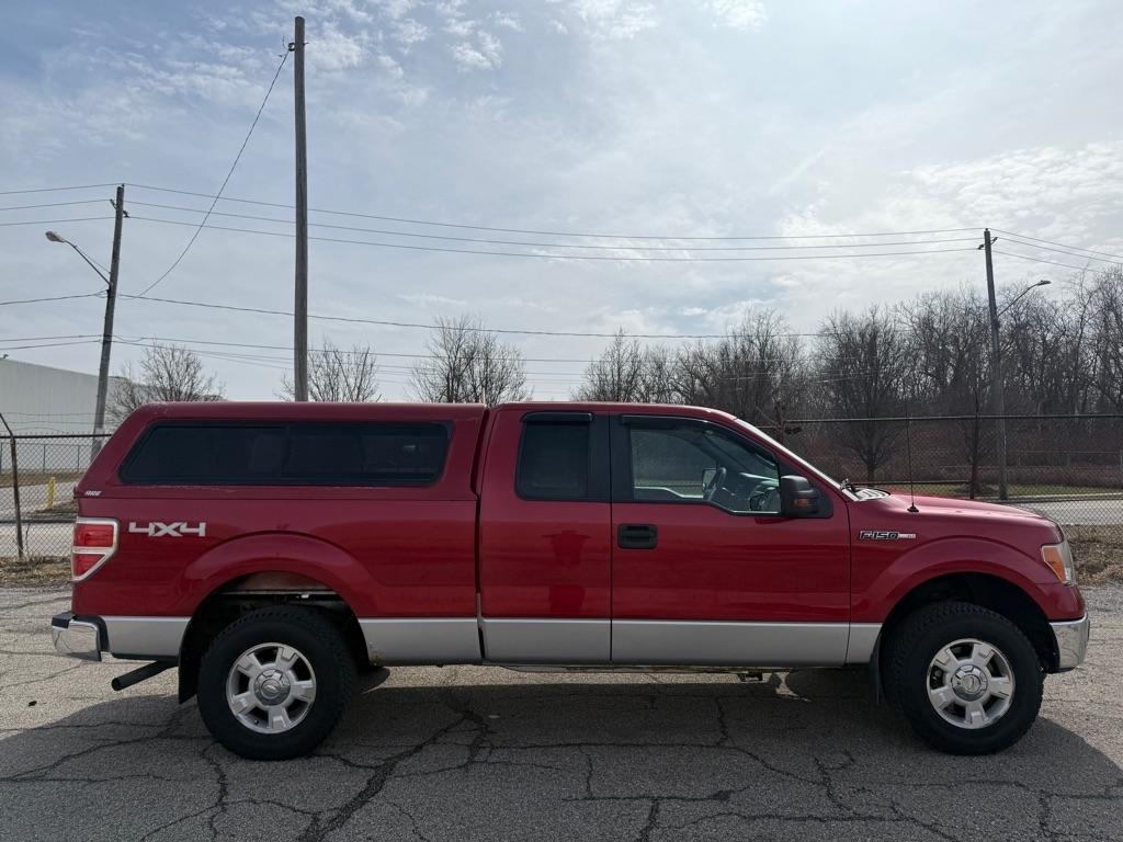 Ford F-150 XL SuperCab 8-ft. Bed 4WD 2010