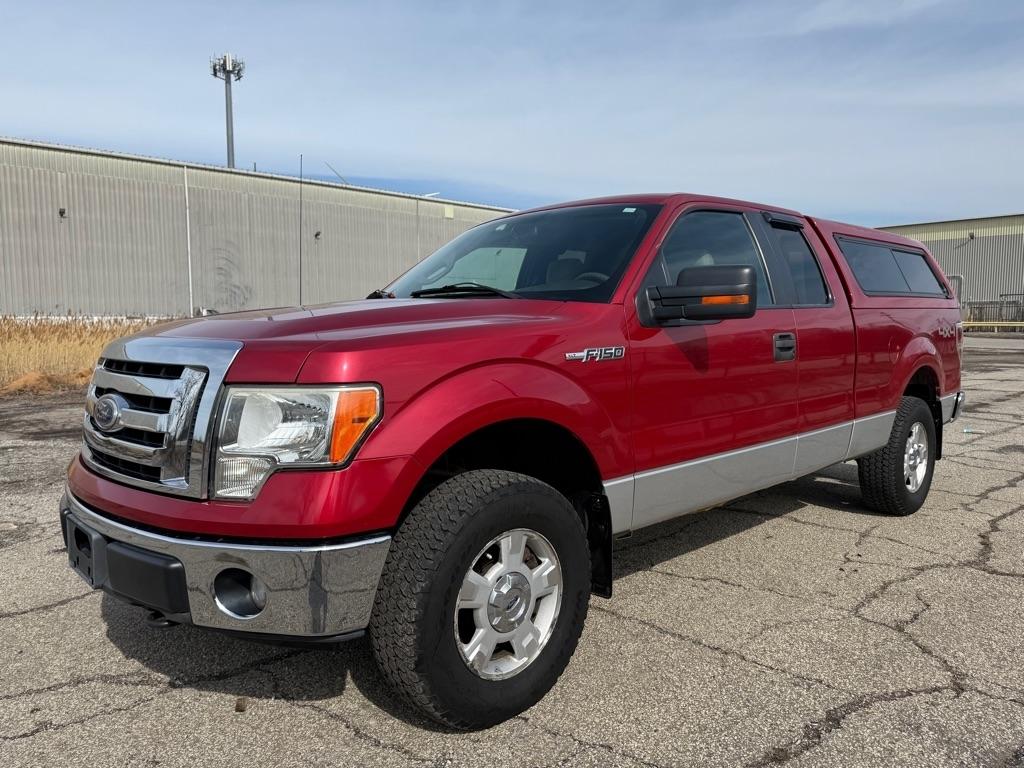 Ford F-150 XL SuperCab 8-ft. Bed 4WD 2010