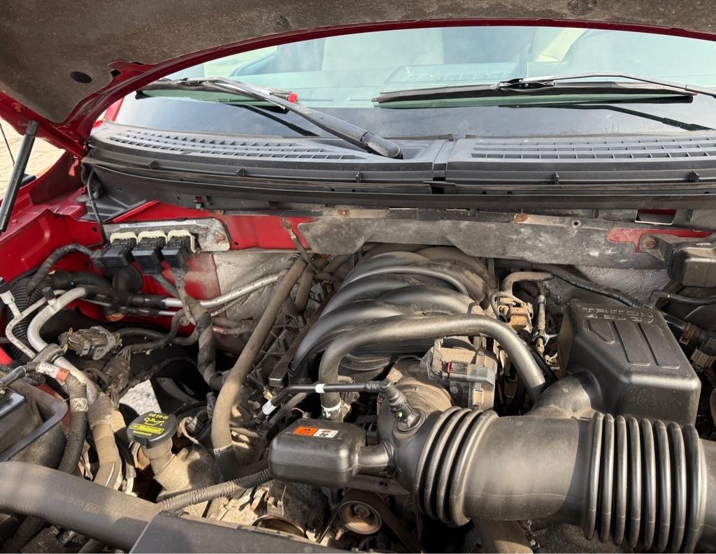 Ford F-150 XL SuperCab 8-ft. Bed 4WD 2010