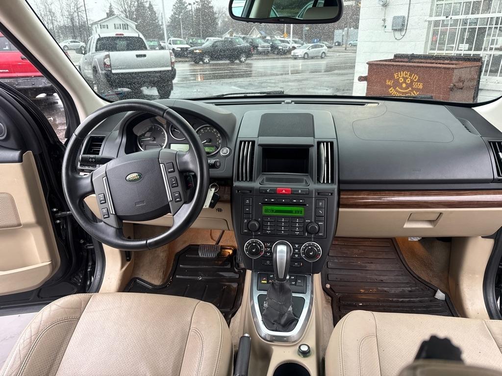 Land Rover LR2  2010