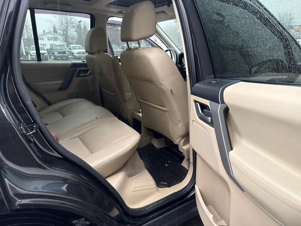 Land Rover LR2  2010