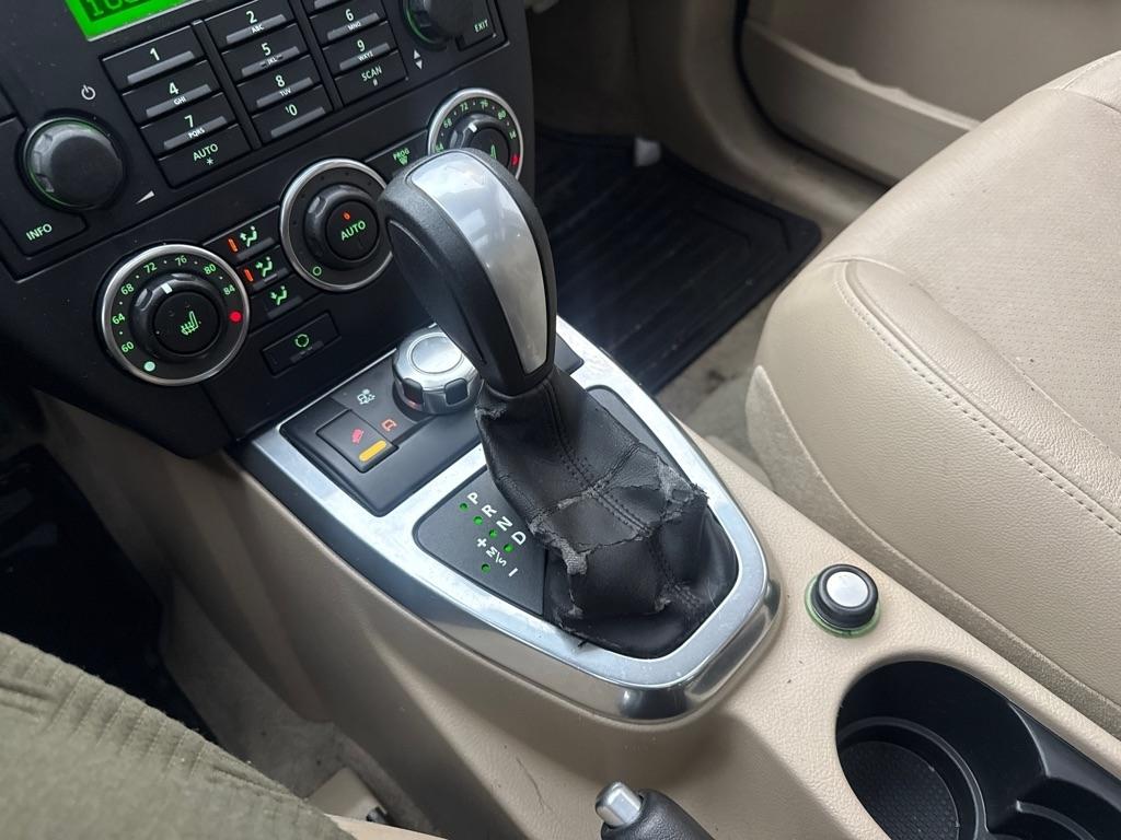 Land Rover LR2  2010