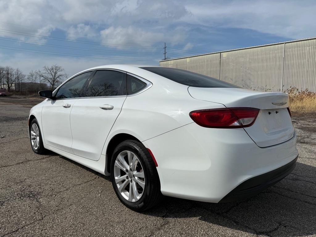 Chrysler 200 LX 2017
