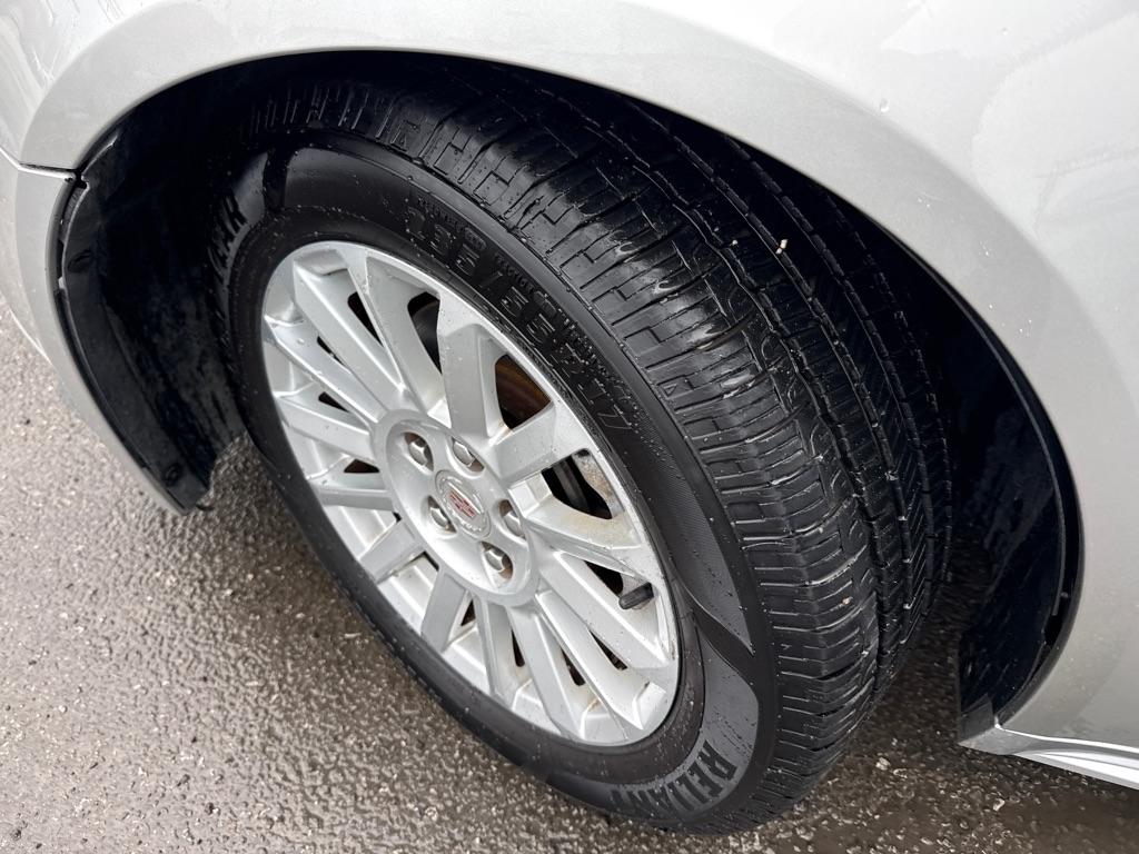 Cadillac CTS Luxury 2012