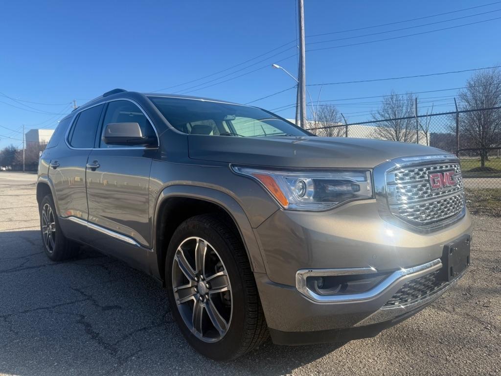 GMC Acadia Denali AWD 2019