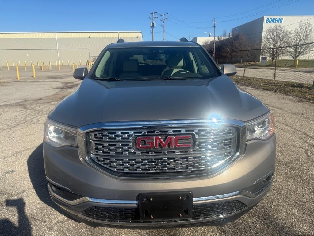 GMC Acadia Denali AWD 2019