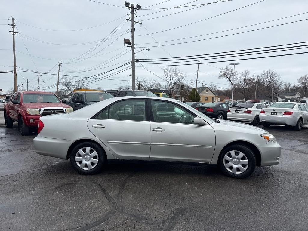 Toyota Camry LE 2003