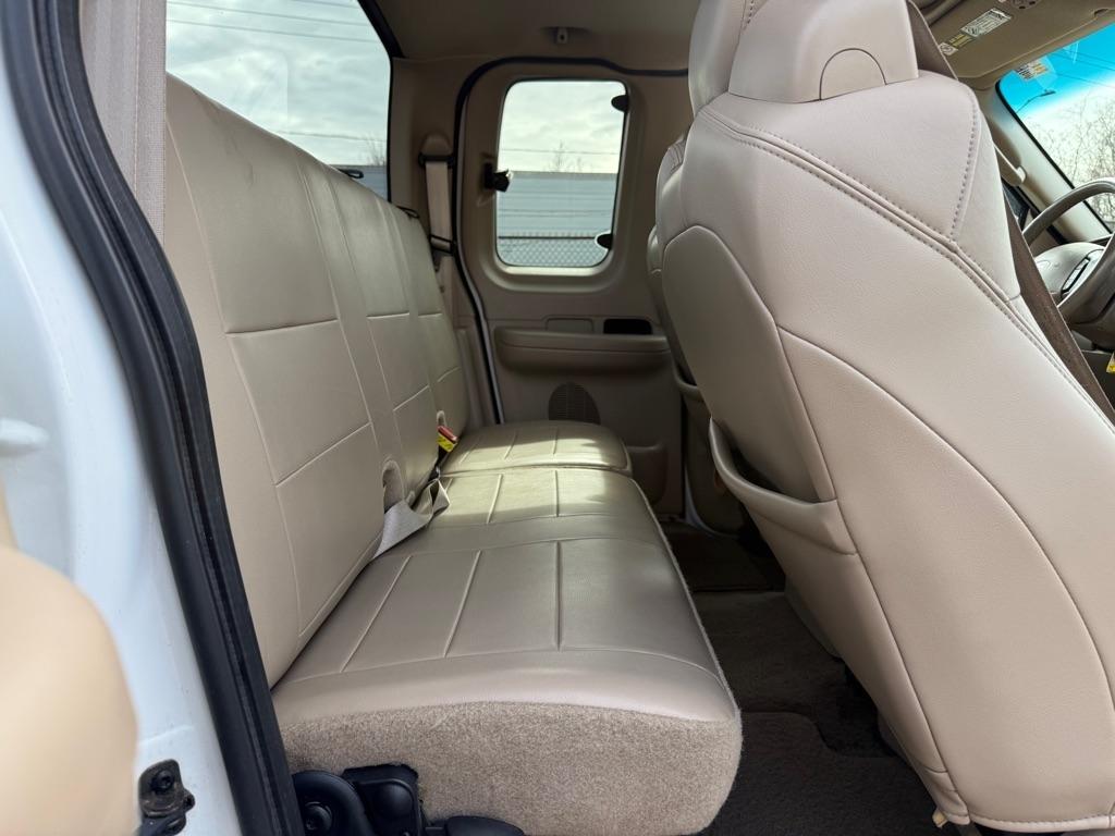 Ford F-150 XL SuperCab Flareside 4WD 2002