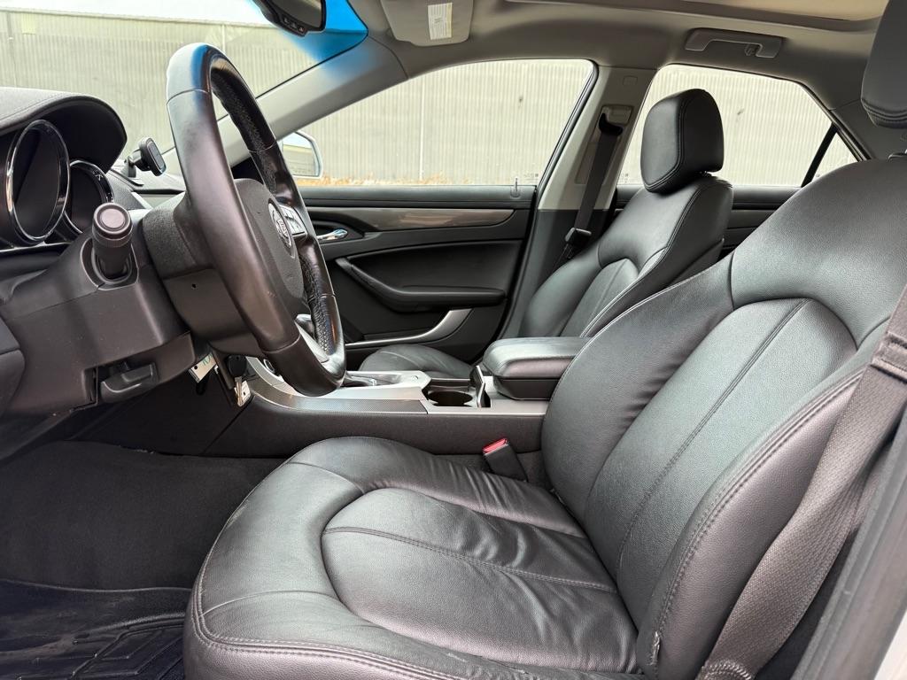 Cadillac CTS 3.0L Base AWD 2011