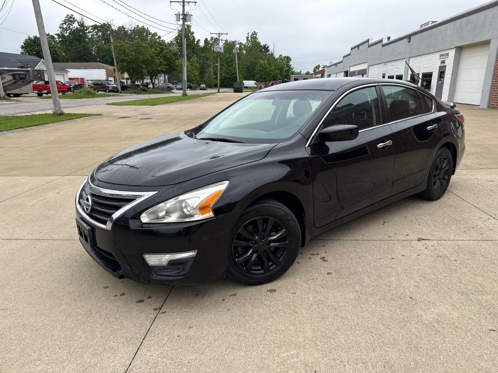 2015 Nissan Altima 2.5 S's photo