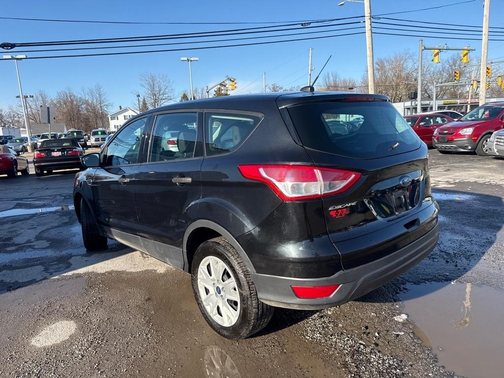 Ford Escape S FWD 2015