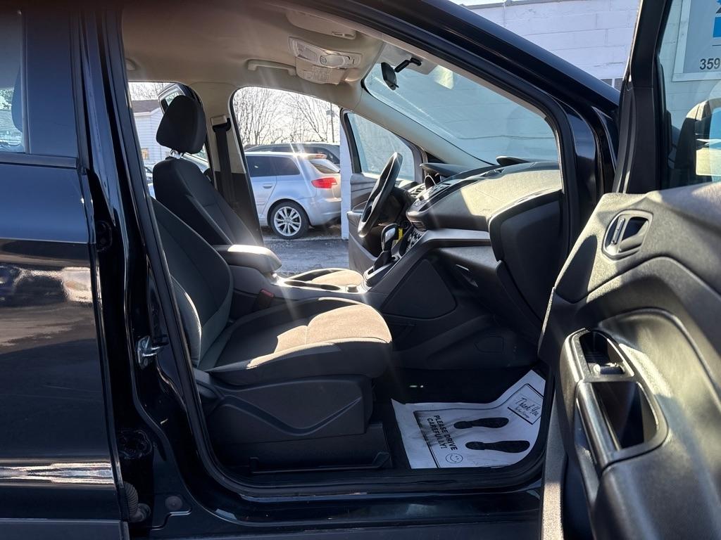 Ford Escape S FWD 2015