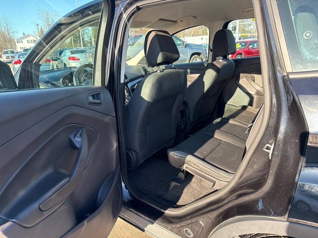 Ford Escape S FWD 2015