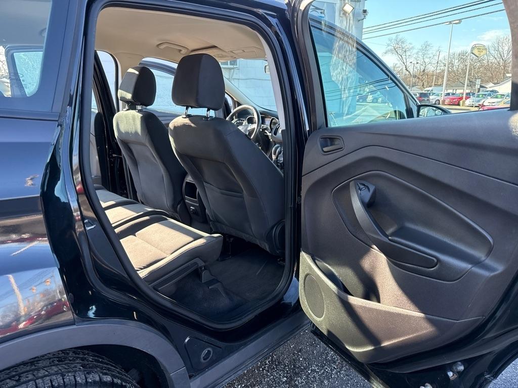 Ford Escape S FWD 2015