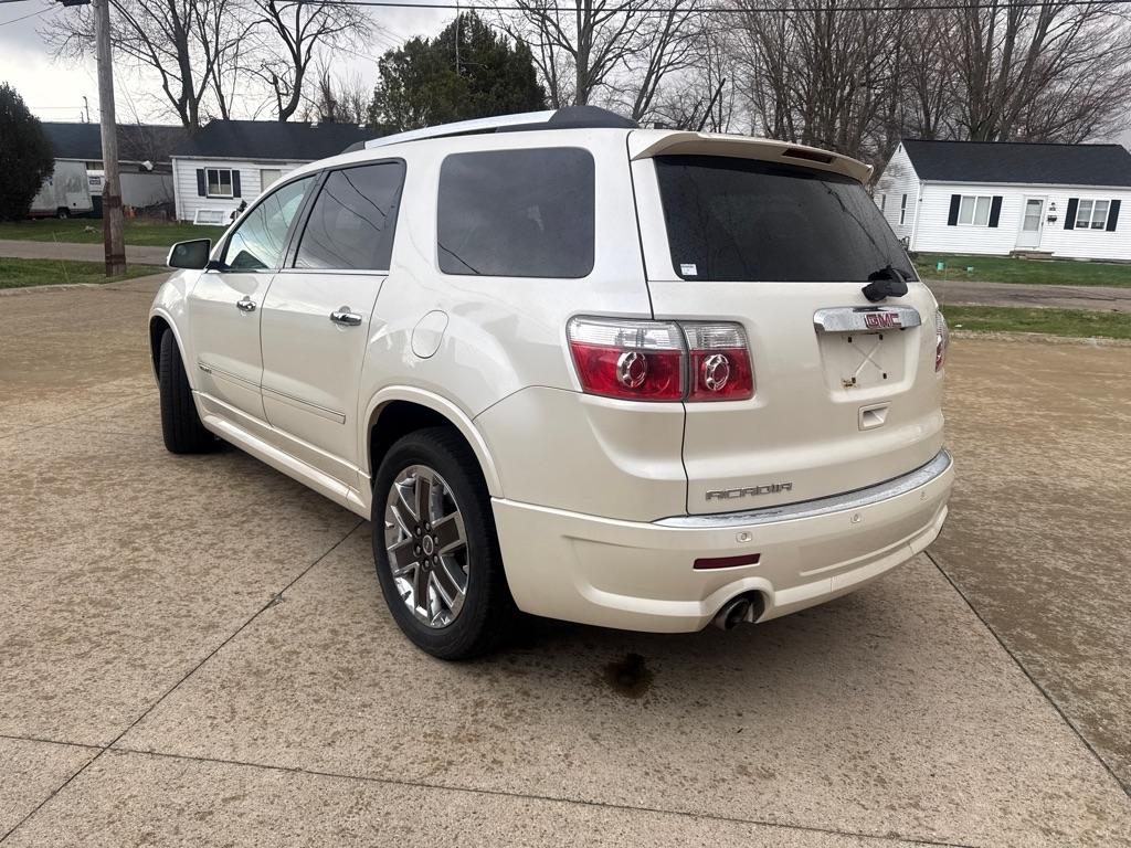 GMC Acadia Denali FWD 2012