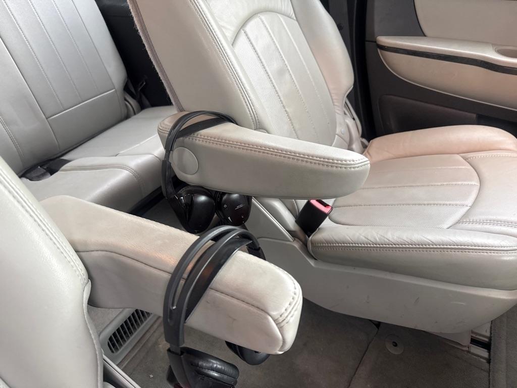 GMC Acadia Denali FWD 2012