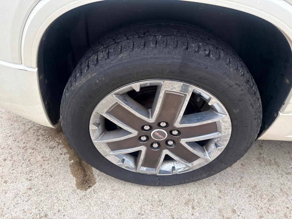 GMC Acadia Denali FWD 2012