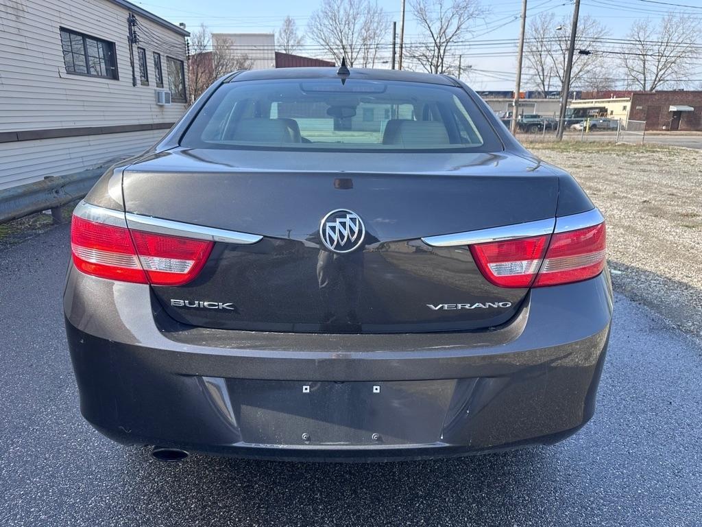 Buick Verano Base 2013