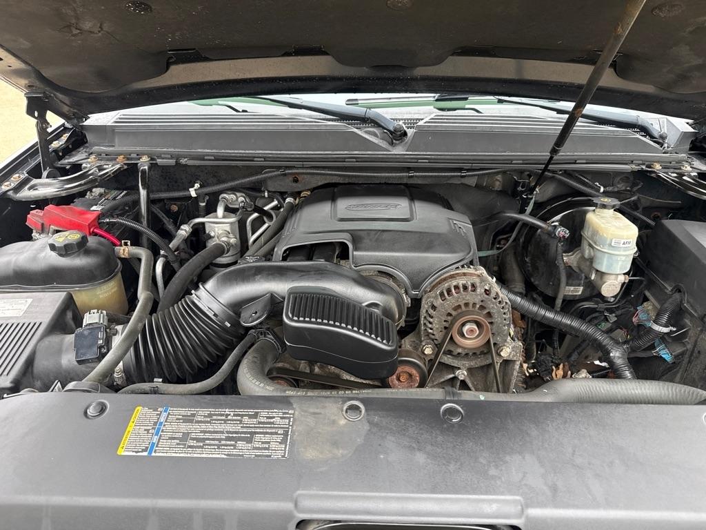 Cadillac Escalade ESV AWD Premium 2011