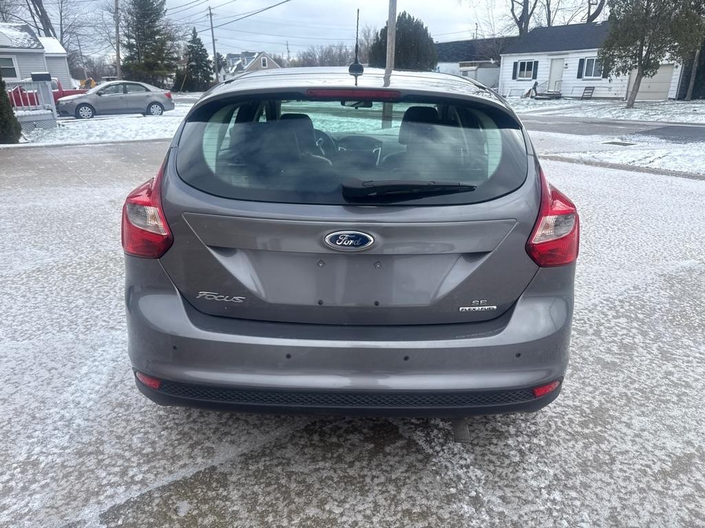 Ford Focus SE Hatch 2014