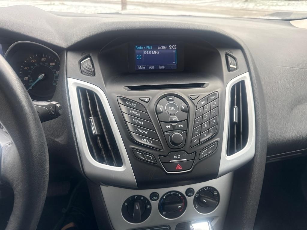 Ford Focus SE Hatch 2014