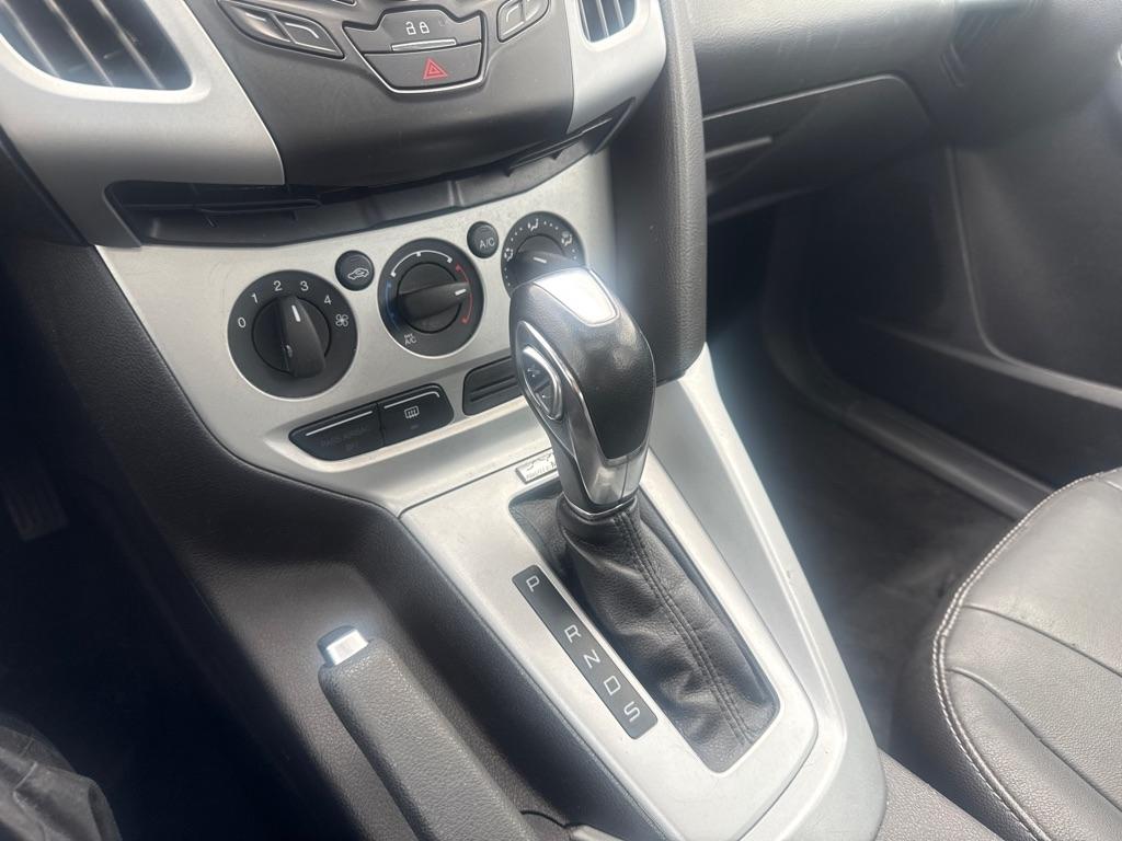 Ford Focus SE Hatch 2014