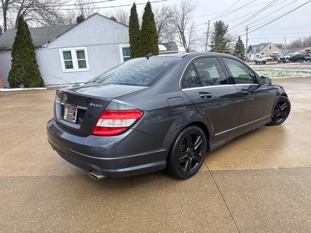 Mercedes-Benz C-Class C300 4MATIC Sport Sedan 2011